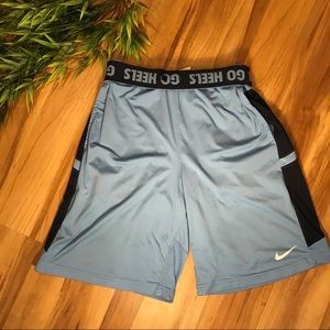 Nike North Carolina Tar Heels Shorts | Light Blue